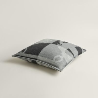 エルメス　ブランケート　≪ジャカード　アルブル　タータン エルメス ブランケート ≪ジャカード アルブル タータン - メルカリ